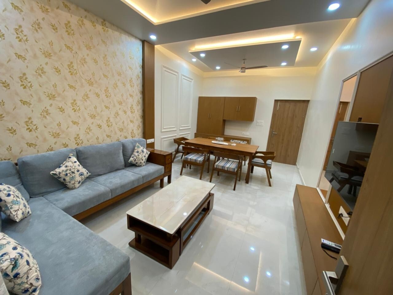 Kusum Niwas Homestays - Tap to explore photos