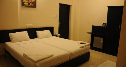  Hotel Sri Krishna Residency Room Type - A/C Deluxe Rooms