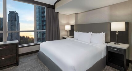 Hilton Vancouver Metrotown Room Type - 1 KG STUDIO STE - SOFA BED