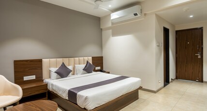The Living Hub ( Business Hotel ) Room Type - Deluxe AC Room