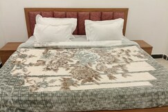 RAMNEE HOME STAY