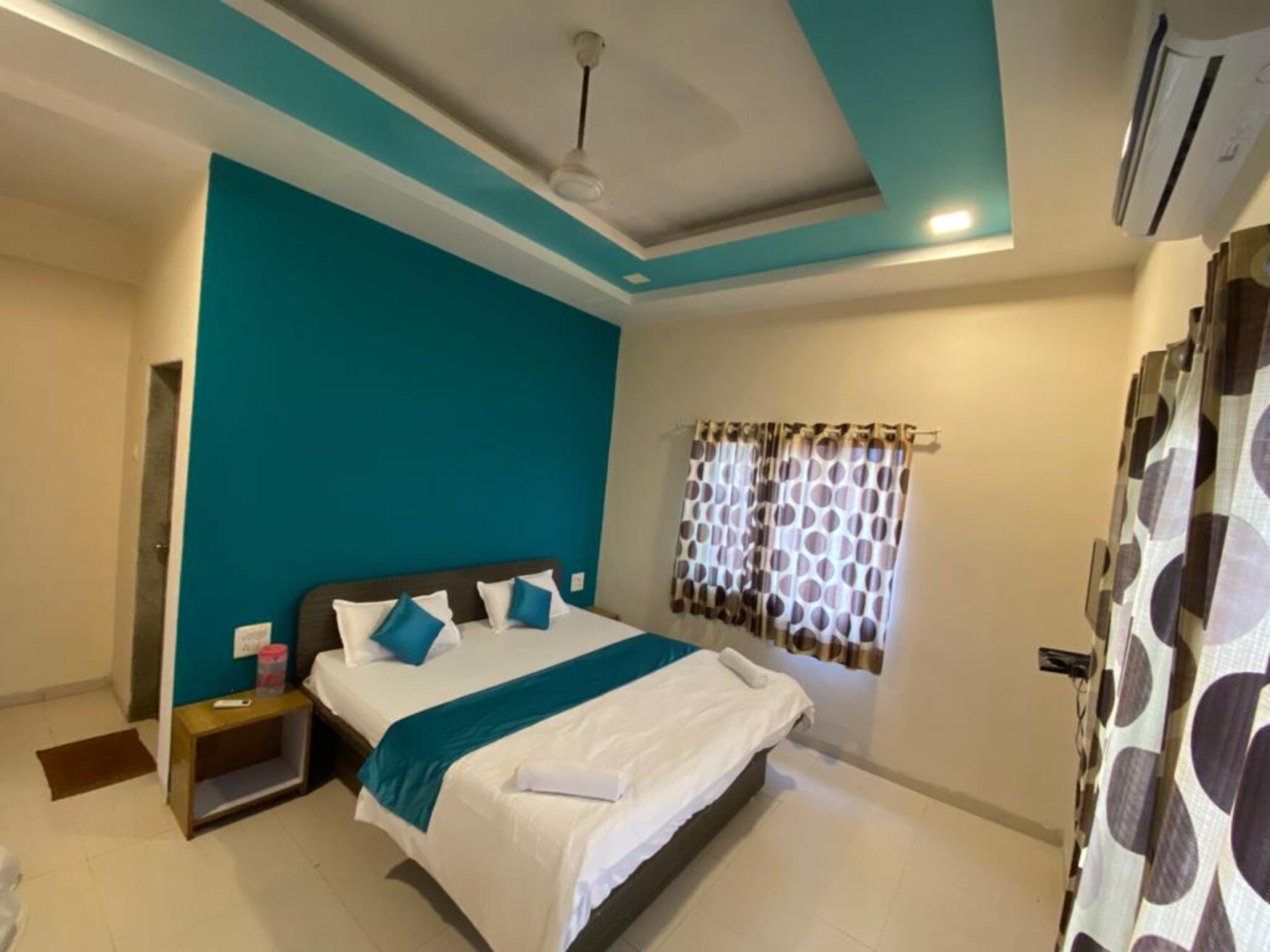 Hotel Twilight House Panchgani - Tap to explore photos