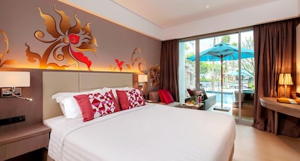 Grand Mercure Phuket Patong Room Type - Deluxe Pool Access, 1 King Bed Grand Mercure Phuket Patong Room Type - Deluxe Pool Access, 1 King Bed
