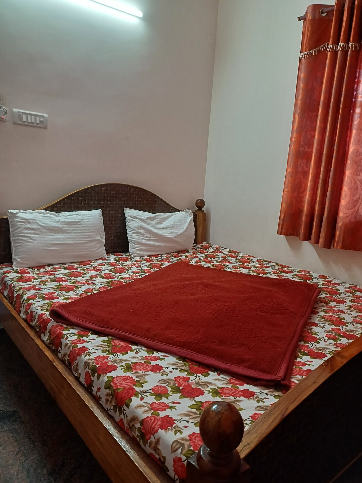 Misty Meadows 5 BHK Private Villa - Tap to explore photos