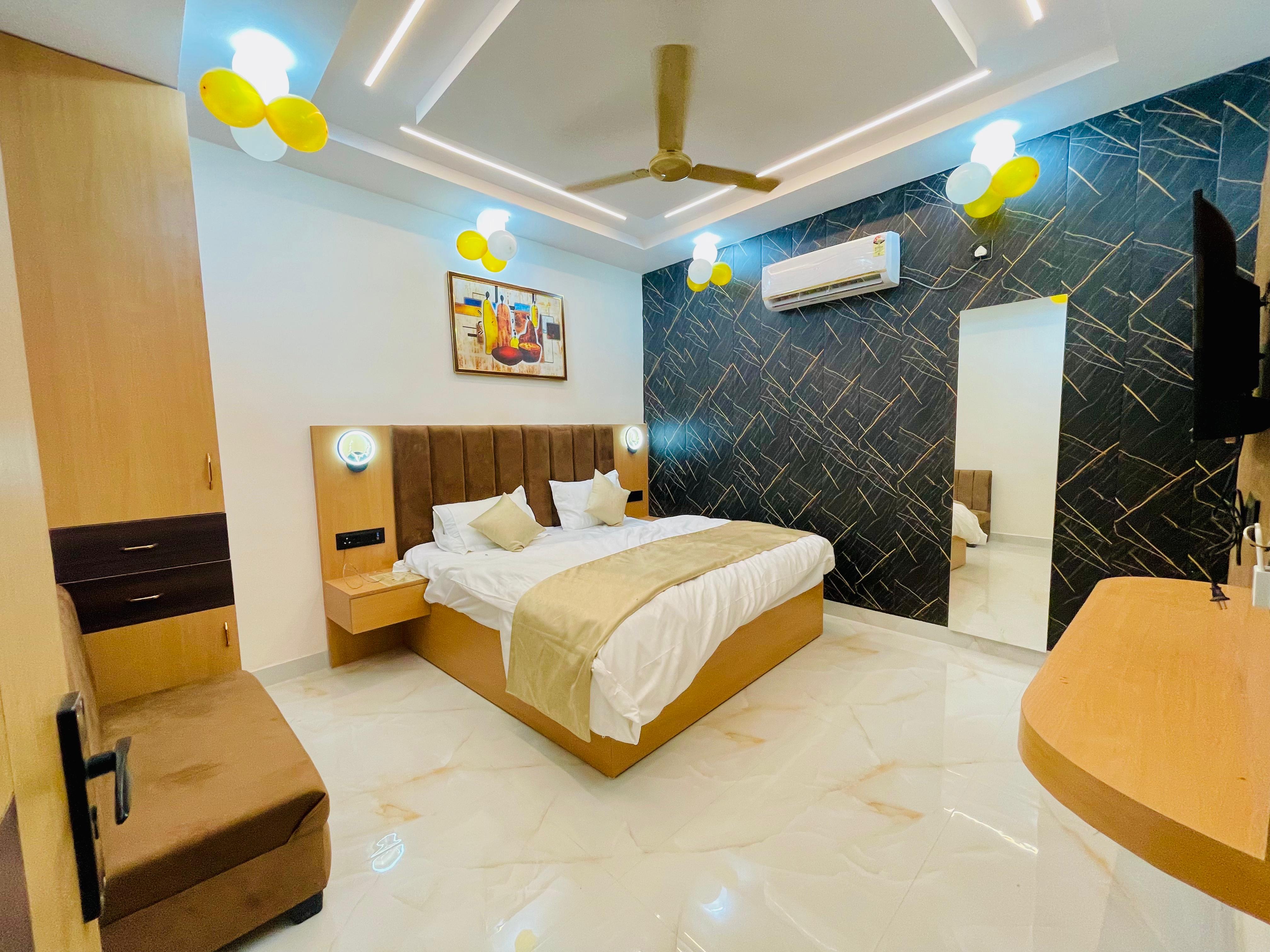 HOTEL VIKHYAT INN - Tap to explore photos