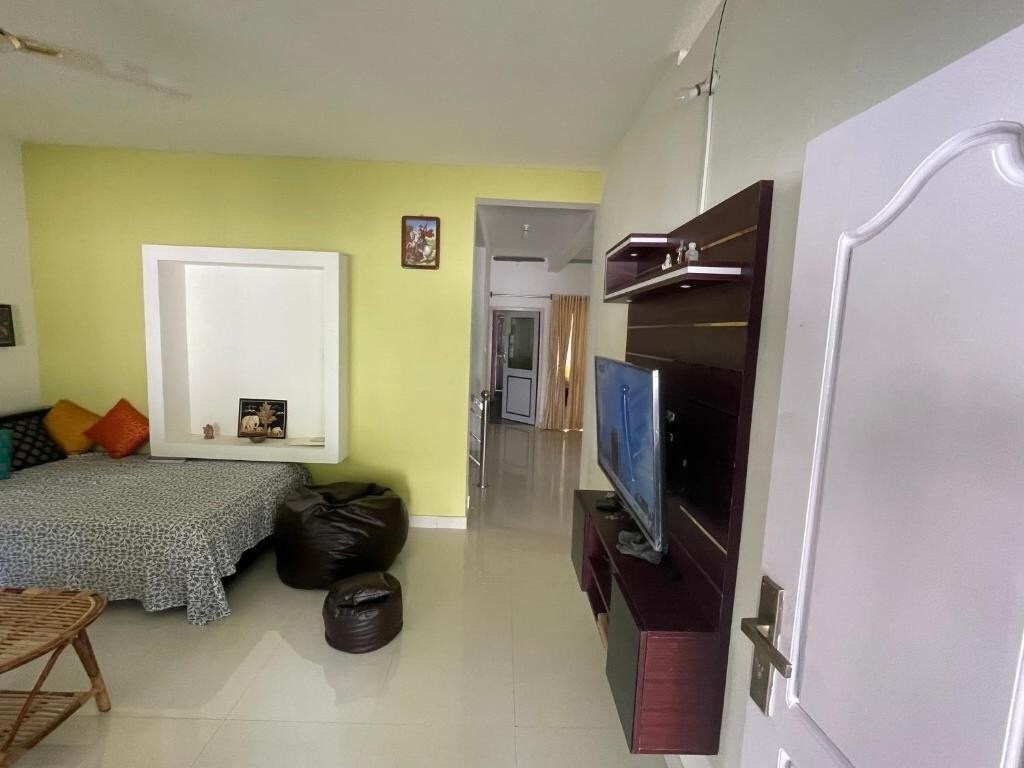 Varkala Beats- Traveller's Pad - Tap to explore photos