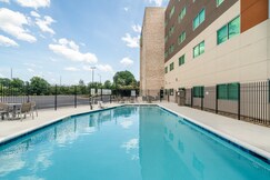 Holiday Inn Express & Suites ATLANTA AIRPORT NE - HAPEVILLE