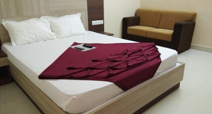 GRAND EMPARK Room Type - Deluxe Room
