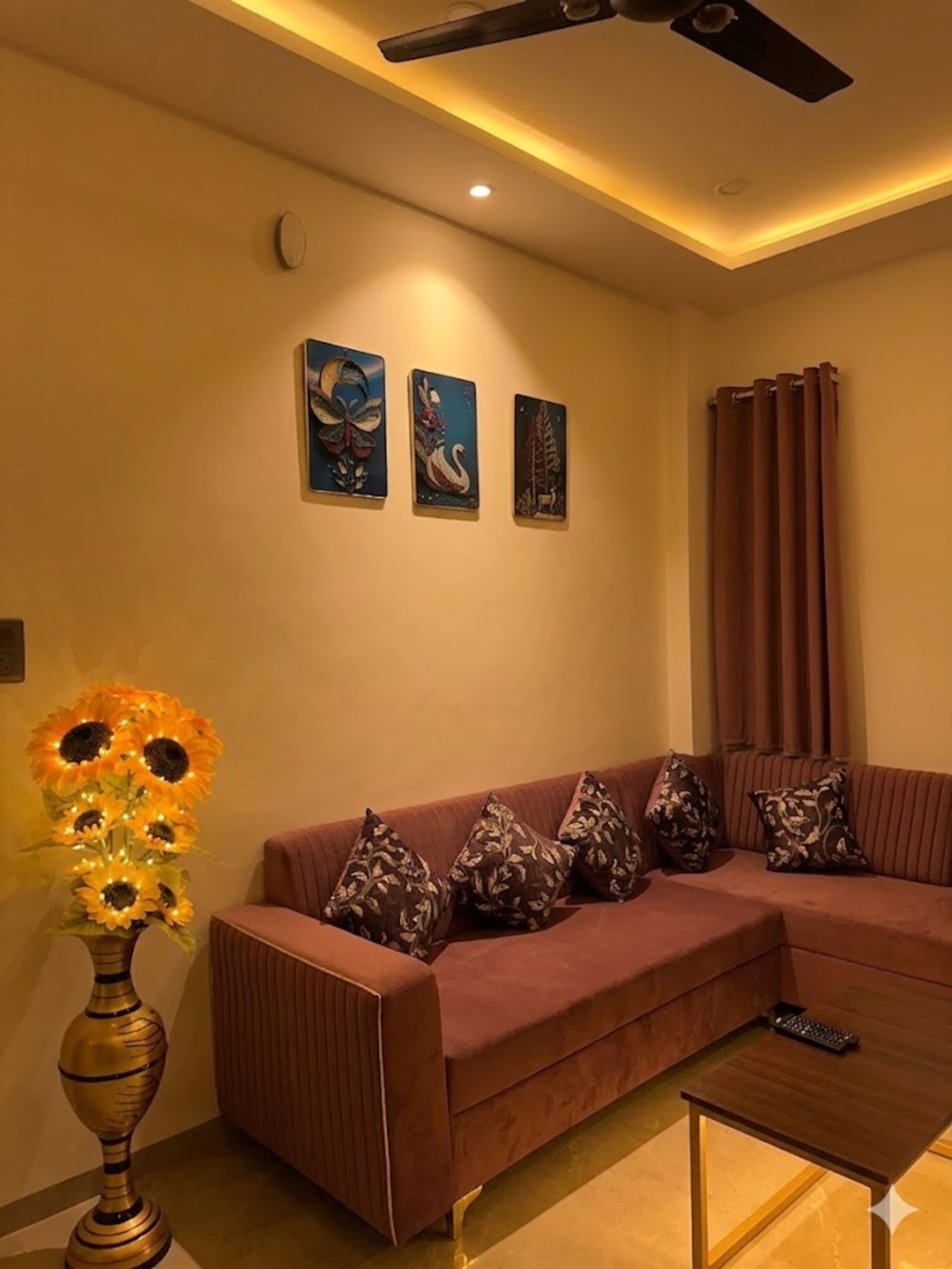 Annex Inn Couple friendly 1BHK Flat In Indore - Tap to explore photos