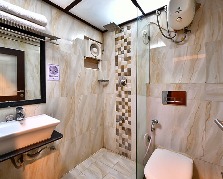 Avanse Millora Click White House Residency Service Apartment, Vadodara - Tap to explore photos
