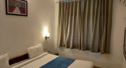 Cozy Nest Home Stay Room Type - Deluxe Studio Room