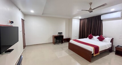 Royal Flora Koramangala Room Type - Suite Room