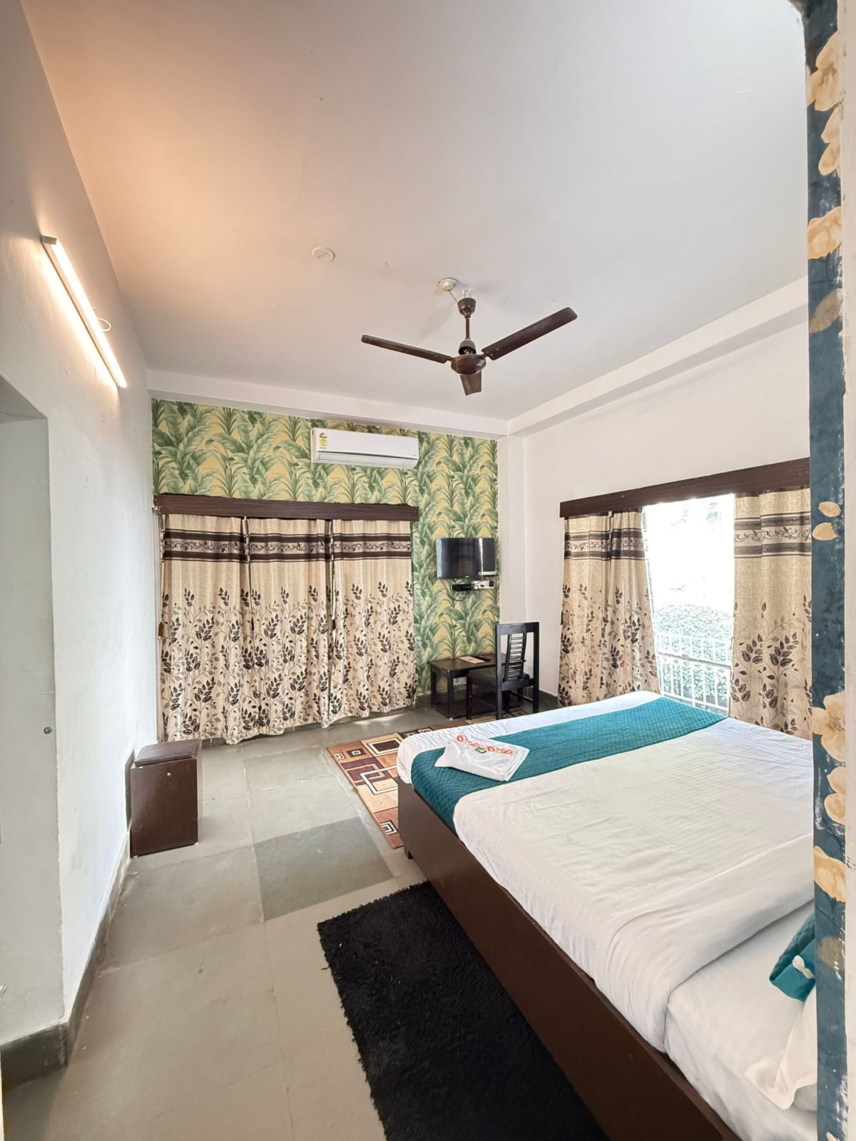 Hotel Arawali Hill Udaipur - Tap to explore photos