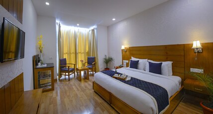 TreeHouse Chail Villas Room Type - Apple Room