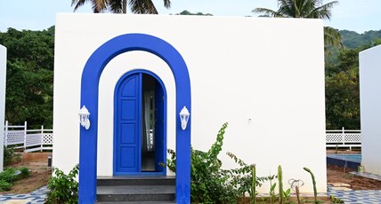 GREECE IN BLU Room Type - Deluxe Room with Private Pool