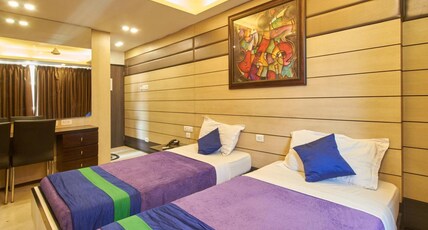 Hotel Esteem Room Type - Executive Deluxe Room TWIN BED