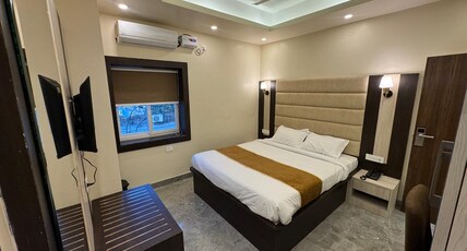 Hotel Jasraj Inn Room Type - STANDARD ROOM