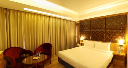 Glades Hotel Mohali - Chandigarh Room Type - Superior Room