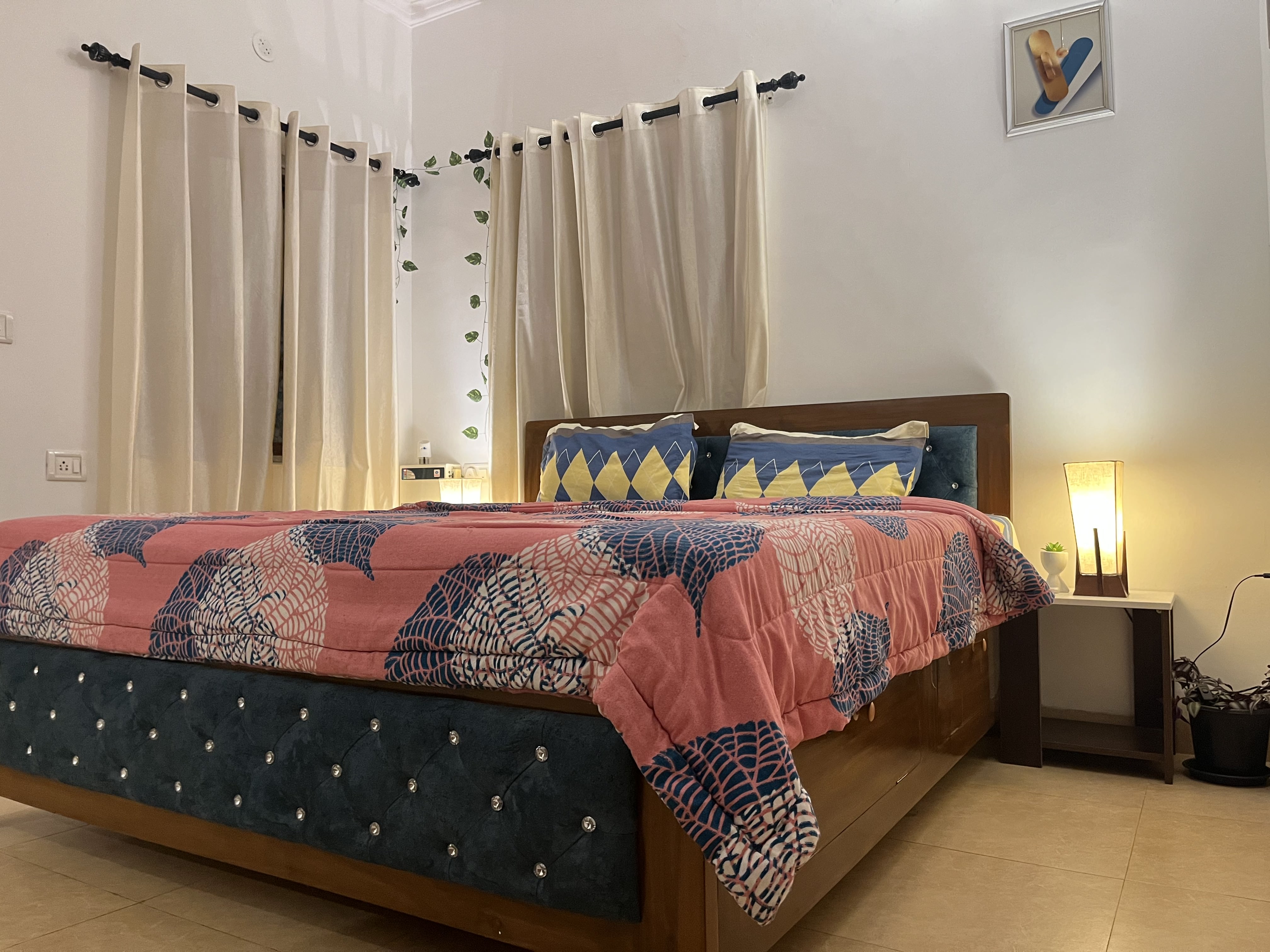 Contemporary 1BHK by Goaround Homes at Vagator - Tap to explore photos