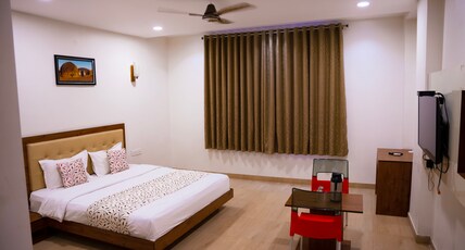 Golf View Retreat Room Type - Deluxe Room