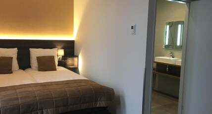 Best Western Hotel The Hague Room Type - Small King Room