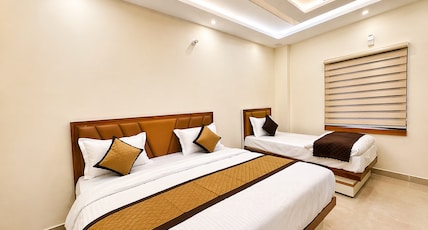 Hotel R.K. Palace near Banke Bihari Temple Room Type - Triple Room Hotel R.K. Palace near Banke Bihari Temple Room Type - Triple Room