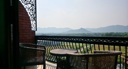 MYSA RESORT & SPA Room Type - Executive Room With Hill View