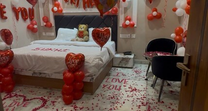 Hotel Bombay Residency Room Type - Special Couple Decoration Room