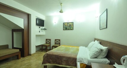 Lago Villa | Rooms & Chef Room Type - CP Elegante