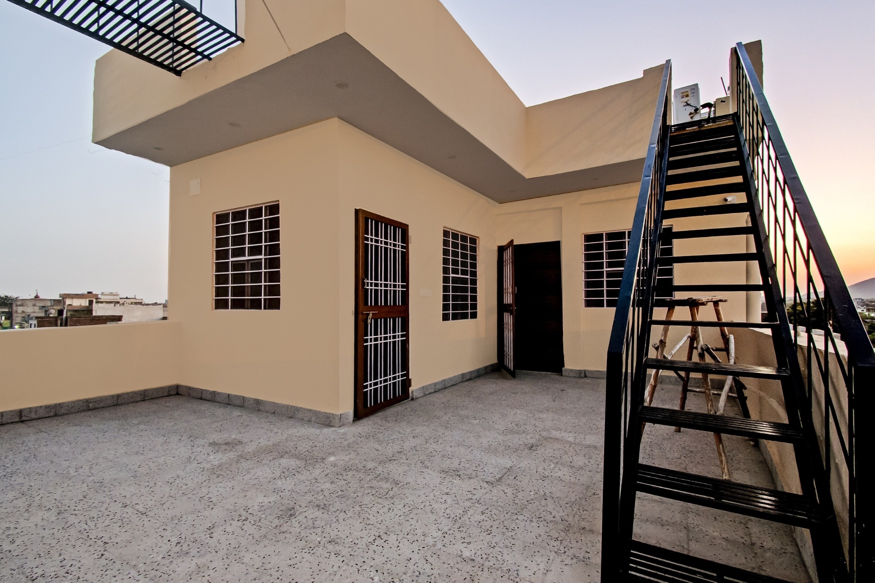 Hotel O Green Apple - Tap to explore photos