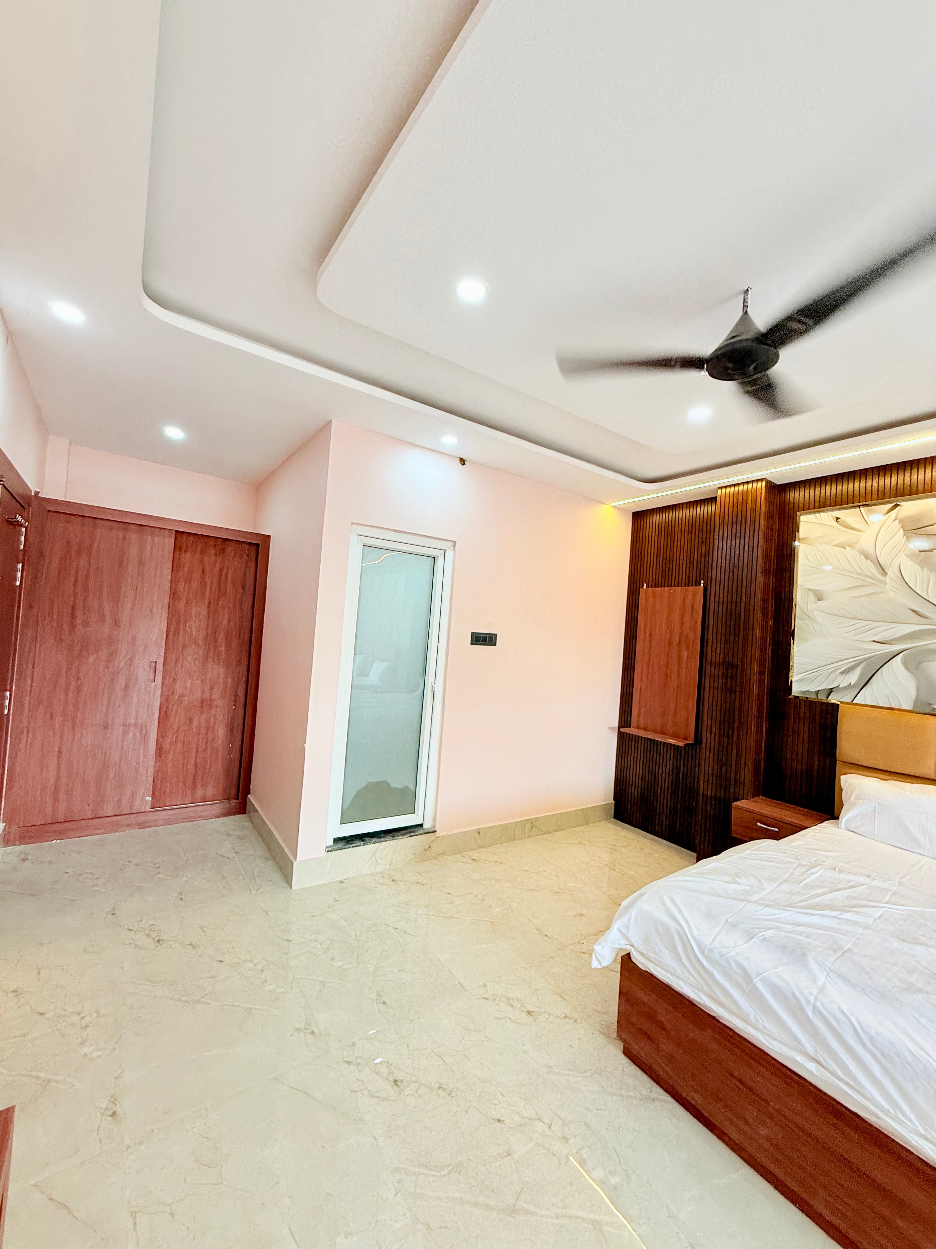 BalaJi Dharmashala - Tap to explore photos