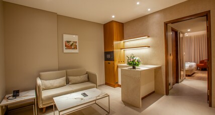 Purple Elephant Luxury Hotel Room Type - Grand Suite