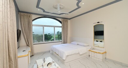 VEDIKA GARDEN Room Type - Mountain View Deluxe Room