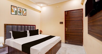 Collection O High Court Lucknow Room Type - Deluxe