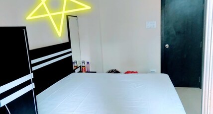 Dash Residency Room Type - Double Bed Room with Belcony