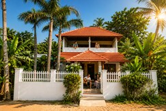 Happy Sea Beach Villa and Hostel