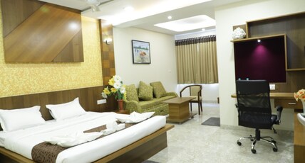 MMR Royal Suites | Rooms & Caretaker Room Type - Luxury Suite