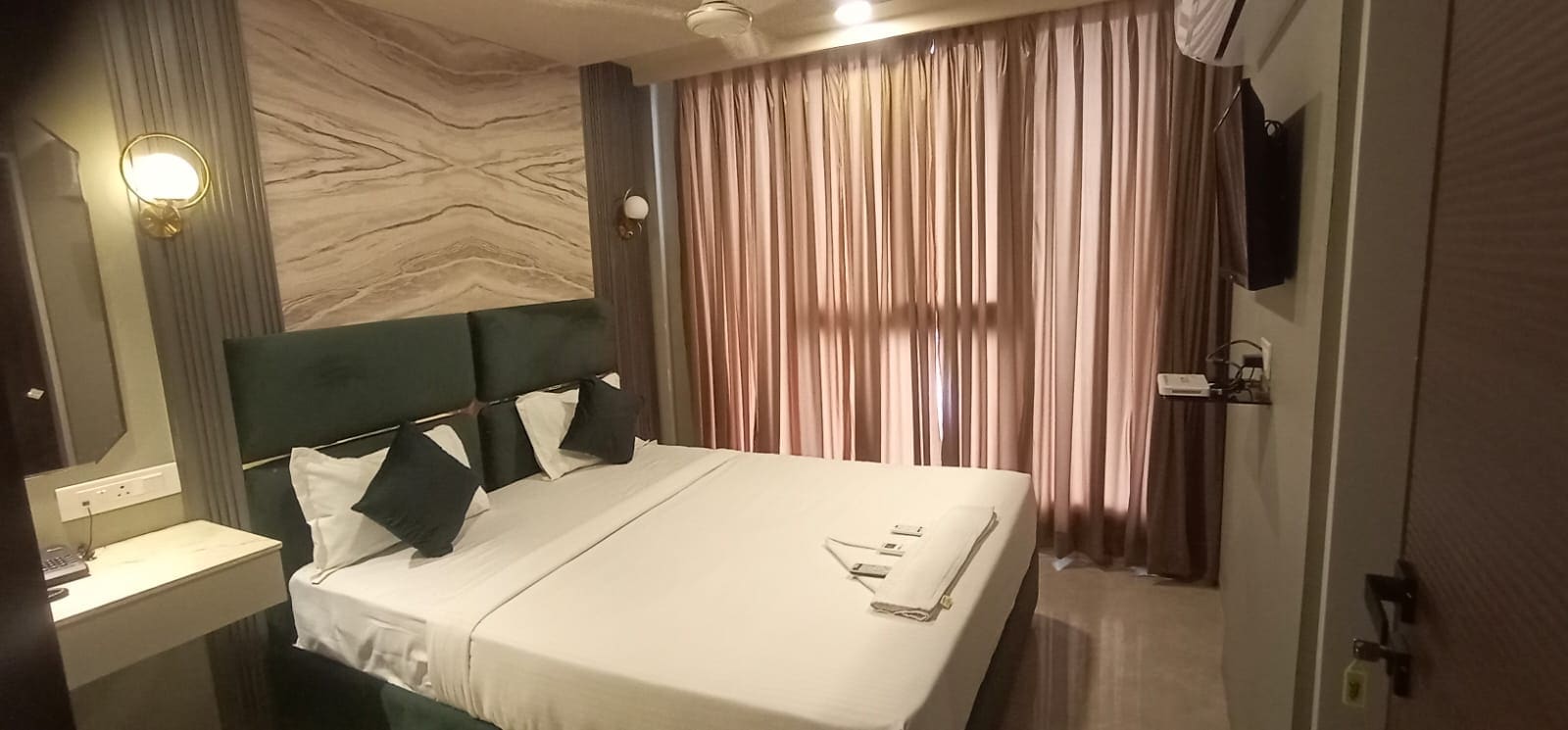 HOTEL NIDHIVAN - Tap to explore photos