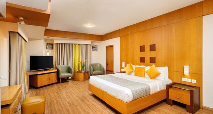 Hotel Meadows Residency Room Type - Meadows Honeymoon Suite Luxury with Bath Tub