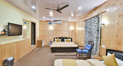 The Iceland Hotel Srinagar Room Type - Family Suite Room