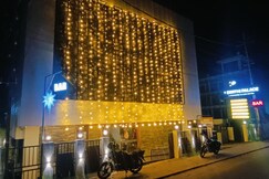 Hotel Keerthi Palace