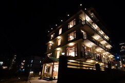 Lotus inn Rohtang View