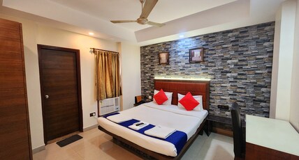 Bhammars Inn - A Pure Veg Boutique Hotel Room Type - Premium AC Room With Free Wifi Bhammars Inn - A Pure Veg Boutique Hotel Room Type - Premium AC Room With Free Wifi
