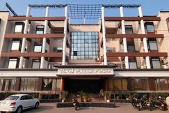 Hotel Vikram Palace