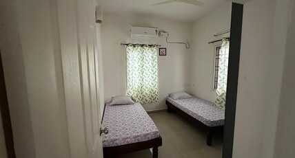 JOY HOME - APT STAYZ HOSTEL Room Type - Shared Bed - Dorm