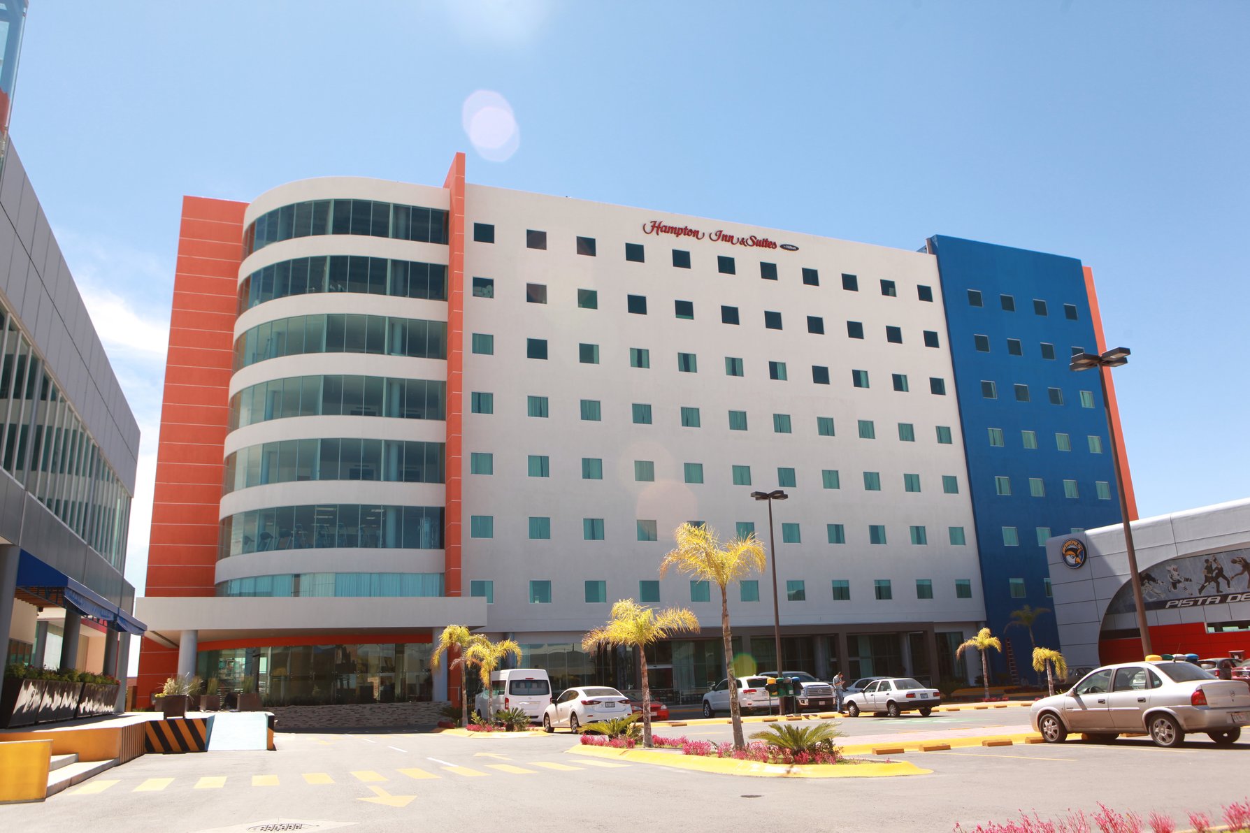 Hampton Inn & Suites by Hilton Aguascalientes - Tap to explore photos