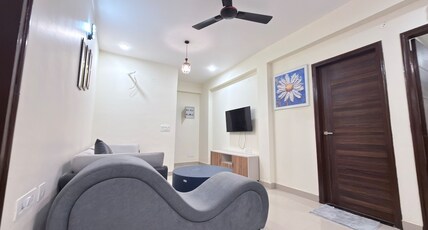 Highrise Suite 12th Floor 2BHK With OTT Room Type - Highrise Suite 12th Floor 2BHK With OTT