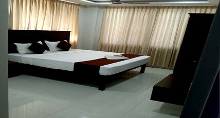 Rithikha Inn Crest Room Type - Primium Double Room
