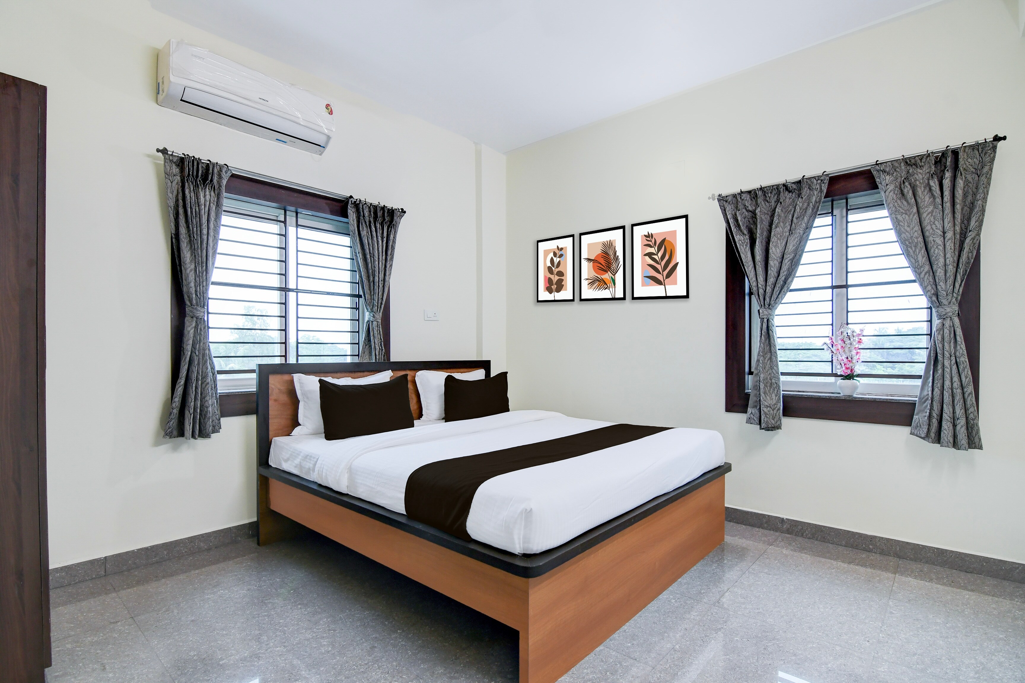 Hotel O OD Guest House - Tap to explore photos