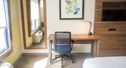 Holiday Inn Express Easton, an IHG Hotel Room Type - 2 Queen Standard